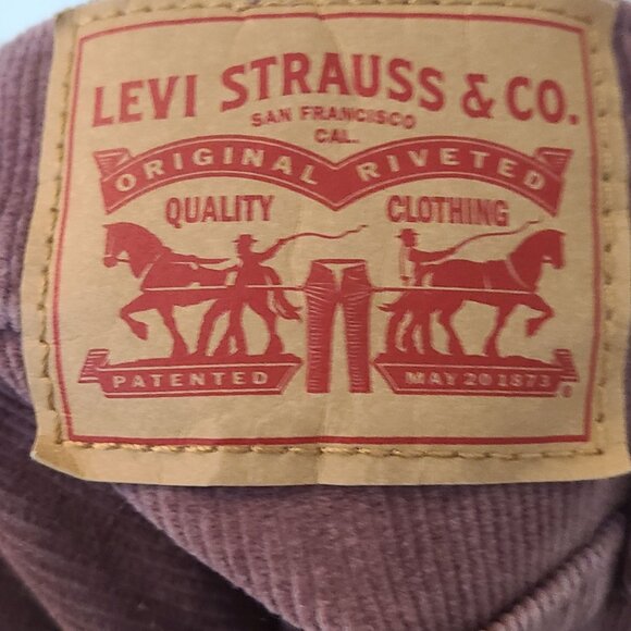 Levis Premium Ribcage Corduroy Straight Ankle Zip - Decadent Chocolate Size 25 - Picture 11 of 11